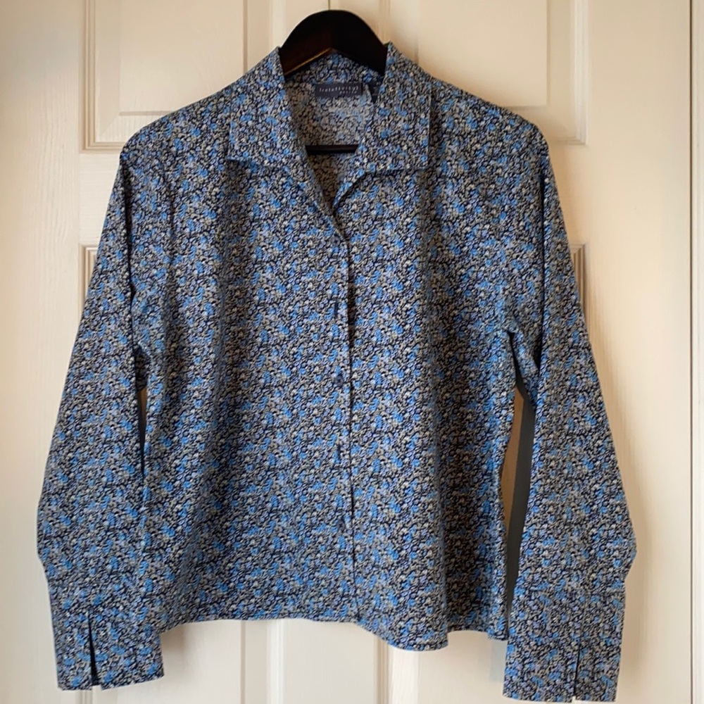 (relativity) Petite Button Down Long Sleeve Blue Floral Print Shirt
